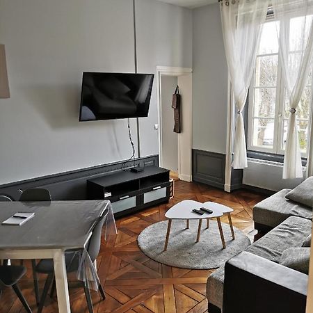 Appartement Avec Vue Sur Cathedrale Classe De Tourisme 3 Etoiles Байе Экстерьер фото